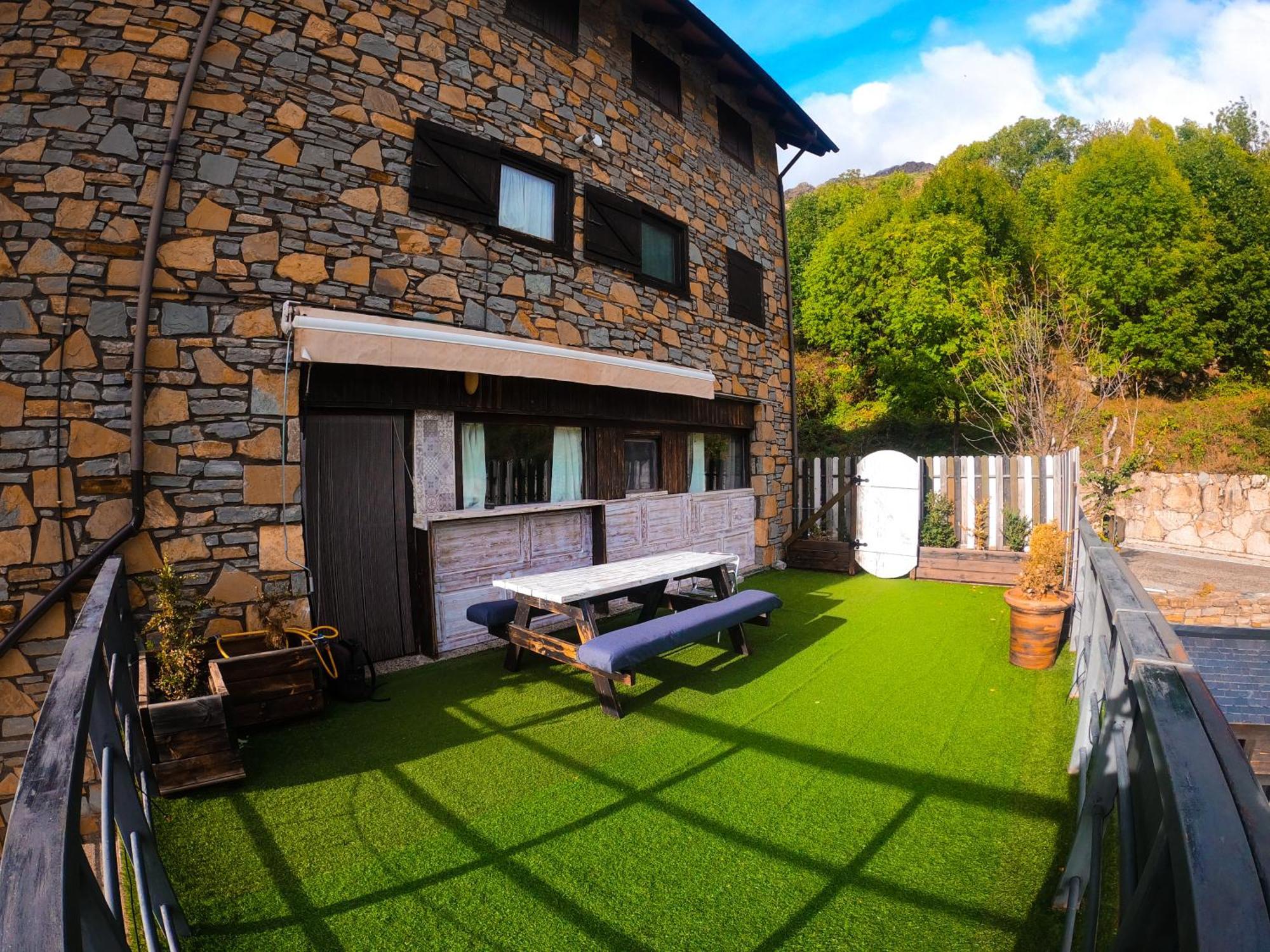 Apartments Taull Luaran gambar