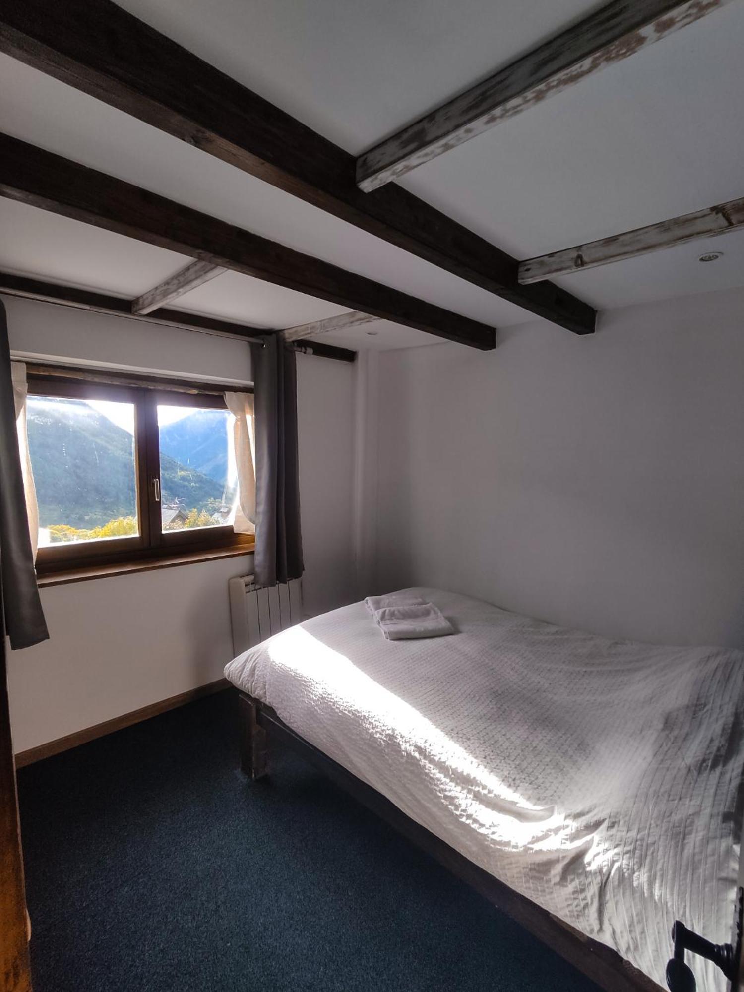 Apartments Taull Luaran gambar